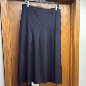 Elegant Black Women's Skirt